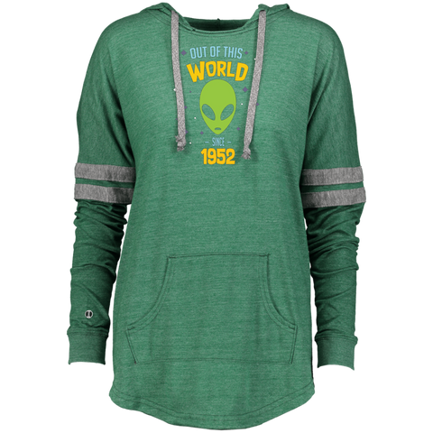 65 Years Old Geek Alien Happy Birthday Gift Since 1952 Ladies Hooded