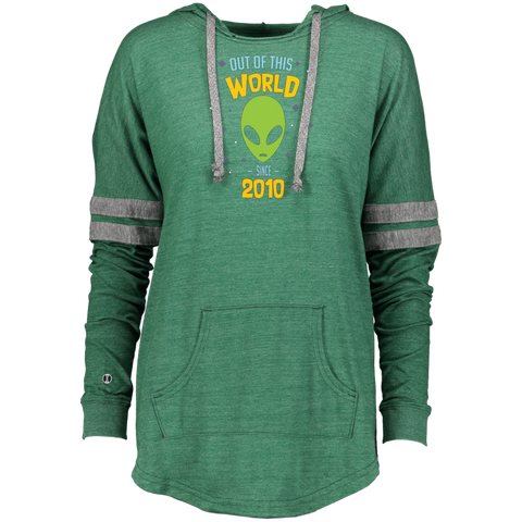 7 Years Old Geek Alien Happy Birthday Gift Since 2010 Ladies Hooded